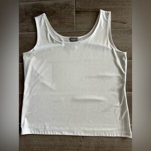 Travelers by Chico’s White Tank Top Size 2 | Made in USA | Stretch Knit